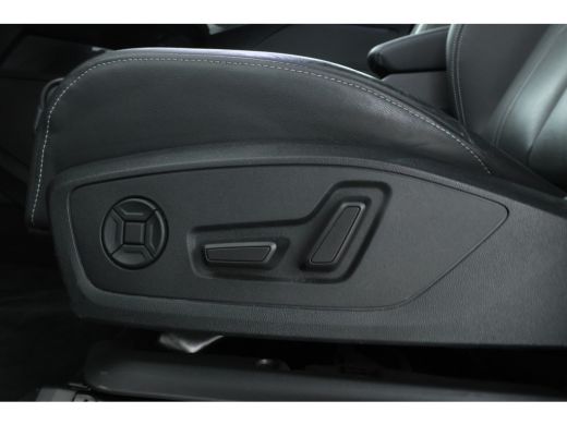 Audi Q4 Sportback e-tron 40 S edition 77 kWh Volleder, Navigatie, Digital Dash! ActivLease financial lease