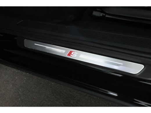 Audi Q4 Sportback e-tron 40 S edition 77 kWh Volleder, Navigatie, Digital Dash! ActivLease financial lease