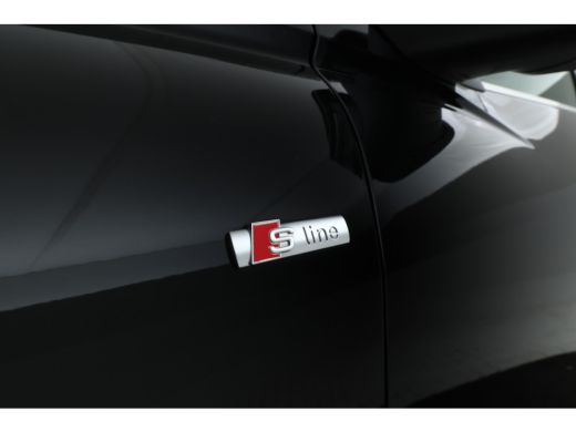 Audi Q4 Sportback e-tron 40 S edition 77 kWh Volleder, Navigatie, Digital Dash! ActivLease financial lease