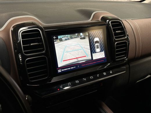 Citroën C5 Aircross 1.6 PureTech Sport 181Pk Automaat (APPLE CARPLAY, BLACK PACK, GROOT NAVI, LEDER, STOELVERWARMING,... ActivLease financial lease