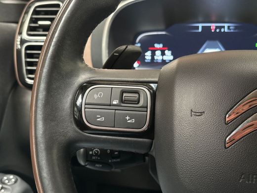 Citroën C5 Aircross 1.6 PureTech Sport 181Pk Automaat (APPLE CARPLAY, BLACK PACK, GROOT NAVI, LEDER, STOELVERWARMING,... ActivLease financial lease