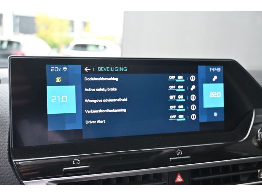 Citroën &euml;-C4 Shine Pack Business 50 kWh 3 Fase 96,9%SOH! | Schuif-/Kanteldak | Elektr. Stoelen | Vol-Leder | N... ActivLease financial lease