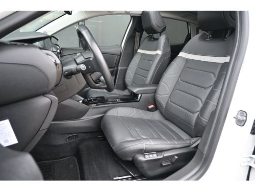 Citroën &euml;-C4 Shine Pack Business 50 kWh 3 Fase 96,9%SOH! | Schuif-/Kanteldak | Elektr. Stoelen | Vol-Leder | N... ActivLease financial lease