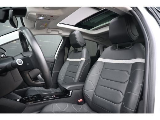 Citroën &euml;-C4 Shine Pack Business 50 kWh 3 Fase 96,9%SOH! | Schuif-/Kanteldak | Elektr. Stoelen | Vol-Leder | N... ActivLease financial lease