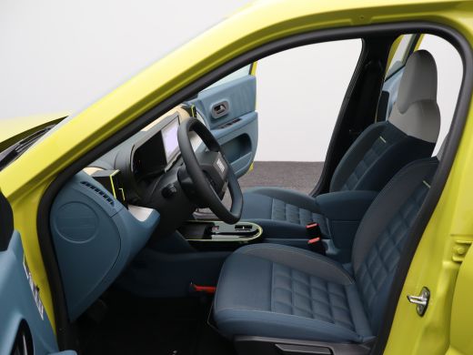 Fiat Grande Panda La Prima 44 kWh 8 Jaar Garantie | Winter Pakket | Ge&iuml;ntergeerde Laadkabel | Cruise Control | Clim... ActivLease financial lease