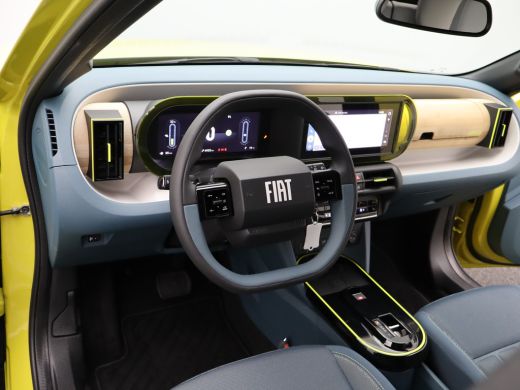 Fiat Grande Panda La Prima 44 kWh 8 Jaar Garantie | Winter Pakket | Ge&iuml;ntergeerde Laadkabel | Cruise Control | Clim... ActivLease financial lease