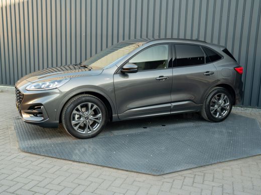 Ford Kuga 1.5 EcoBoost ST-Line | Trekhaak wegkl. | Stuur & Stoel verw. | Elk. A-klep | Camera | Prijs Rijkl... ActivLease financial lease