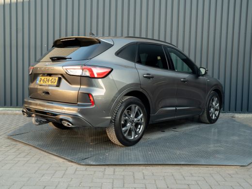 Ford Kuga 1.5 EcoBoost ST-Line | Trekhaak wegkl. | Stuur & Stoel verw. | Elk. A-klep | Camera | Prijs Rijkl... ActivLease financial lease