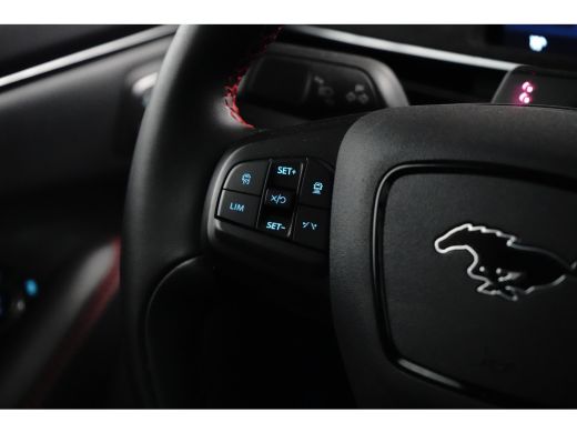 Ford Mustang Mach-E Mach-E Extended Premium RWD 98 kWh | SOH 97,5% | Pano-dak | B&O audio | 360 Camera | Elektr. Klep... ActivLease financial lease