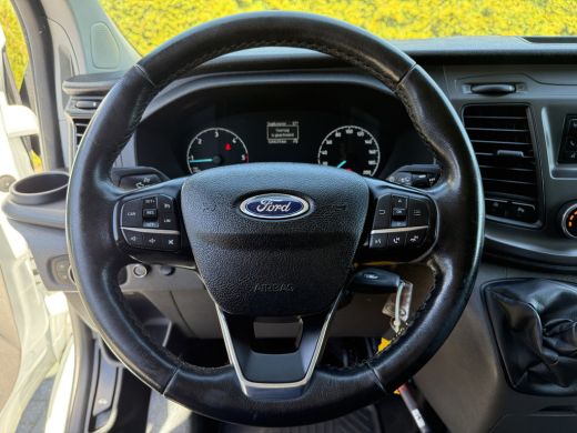 Ford Transit Custom 2.0 TDCI 130 PK / L2H1 / TREKHAAK / AIRCO / CRUISE / STOELVERW / 2800 KG AHG ActivLease financial lease