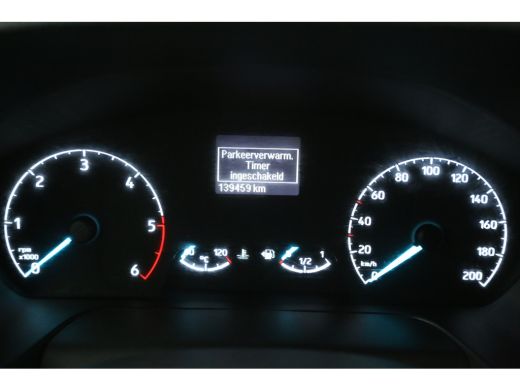 Ford Transit Custom 2.0 TDCI L1H1 | Airco | Cruise | 3 Zits | Trekhaak | Parkeersens. ActivLease financial lease