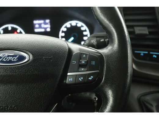 Ford Transit Custom 2.0 TDCI L1H1 | Airco | Cruise | 3 Zits | Trekhaak | Parkeersens. ActivLease financial lease