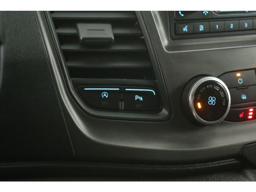 Ford Transit Custom 2.0 TDCI L1H1 | Airco | Cruise | 3 Zits | Trekhaak | Parkeersens. ActivLease financial lease
