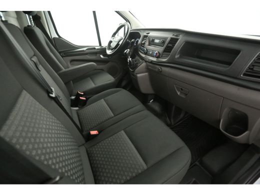 Ford Transit Custom 2.0 TDCI L1H1 | Airco | Cruise | 3 Zits | Trekhaak | Parkeersens. ActivLease financial lease