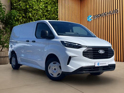 Ford Transit Custom L1H1 136PK | Trekhaak | Camera | CarPlay | ActivLease financial lease