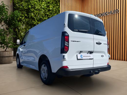 Ford Transit Custom L1H1 136PK | Trekhaak | Camera | CarPlay | ActivLease financial lease