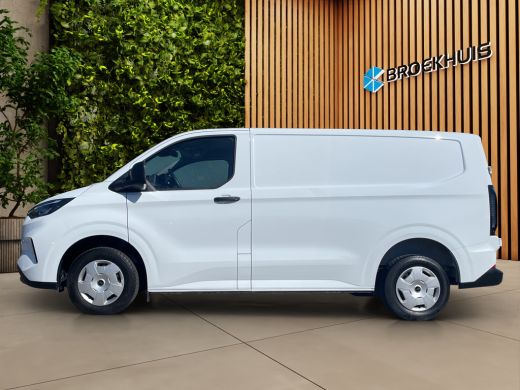 Ford Transit Custom L1H1 136PK | Trekhaak | Camera | CarPlay | ActivLease financial lease