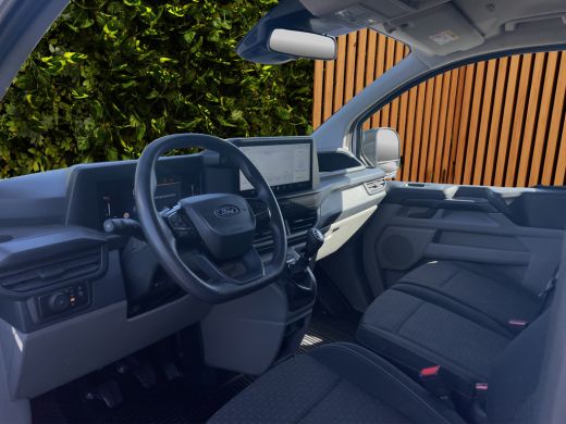 Ford Transit Custom L1H1 136PK | Trekhaak | Camera | CarPlay | ActivLease financial lease