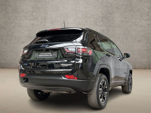 Jeep Compass 4xe 240 Plug-in Hybrid Electric Trailhawk 240Pk Automaat (PANORAMADAK, VIRTUAL COCKPIT, APPLE CAR... ActivLease financial lease