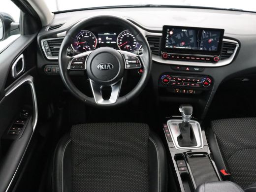 Kia Ceed 1.5 T-GDi DynamicPlusLine | Trekhaak | Stoelverwarming | Adaptive cruise | Camera | Carplay | Hal... ActivLease financial lease