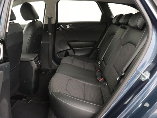 Kia Ceed 1.5 T-GDi DynamicPlusLine | Trekhaak | Stoelverwarming | Adaptive cruise | Camera | Carplay | Hal... ActivLease financial lease