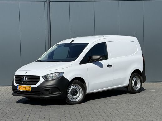 Mercedes-Benz Citan 110 CDI / L1H1 / AIRCO / CRUISE / CAMERA / CARPLAY / LED / 6-BAK ActivLease financial lease