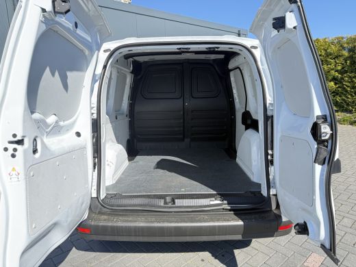 Mercedes-Benz Citan 110 CDI / L1H1 / AIRCO / CRUISE / CAMERA / CARPLAY / LED / 6-BAK ActivLease financial lease