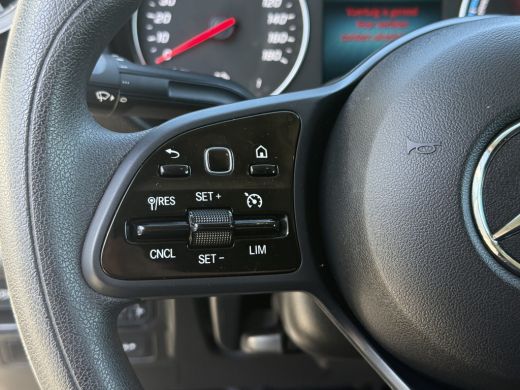 Mercedes-Benz eCitan 51 kWh / L2H1 / TREKHAAK / 3-ZITS / **7.812 KM!!** / CAMERA / CRUISE / ECC / CARPLAY ActivLease financial lease