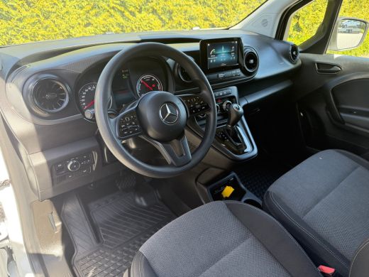 Mercedes-Benz eCitan 51 kWh / L2H1 / TREKHAAK / 3-ZITS / **7.812 KM!!** / CAMERA / CRUISE / ECC / CARPLAY ActivLease financial lease