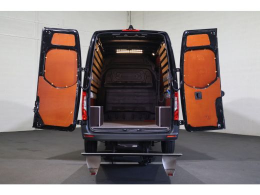 Mercedes-Benz Sprinter 316CDI L2 H2 Automaat Camera Laadklep ActivLease financial lease