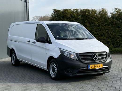Mercedes-Benz Vito 111 CDI E6 / L3H1 / 2x SCHUIFDEUR / CAMERA / TREKHAAK / PDC VOOR EN ACHTER 3-ZITS / CRUISE ActivLease financial lease