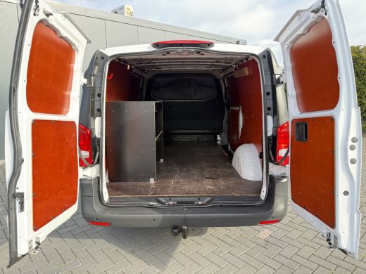 Mercedes-Benz Vito 111 CDI E6 / L3H1 / 2x SCHUIFDEUR / CAMERA / TREKHAAK / PDC VOOR EN ACHTER 3-ZITS / CRUISE ActivLease financial lease