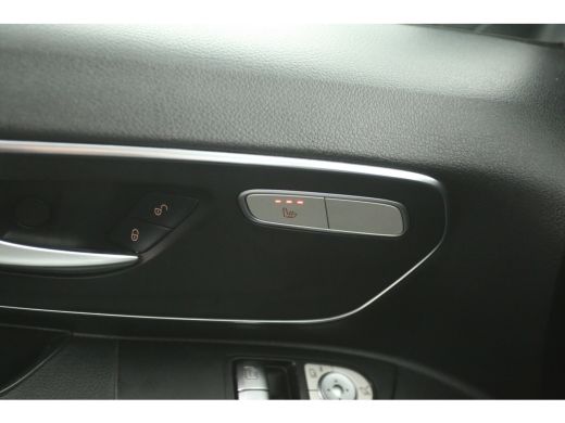 Mercedes-Benz Vito 116 CDI Lang | Aut. | Airco | Cruise | Camera | Carplay | 3 Zits | Navi | Parkeersens. ActivLease financial lease
