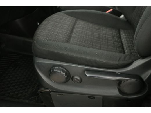 Mercedes-Benz Vito 116 CDI Lang | Aut. | Airco | Cruise | Camera | Carplay | 3 Zits | Navi | Parkeersens. ActivLease financial lease