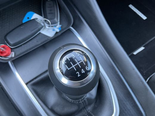 Nissan QASHQAI 1.3 MHEV N-Connecta Pano 360&deg; Trekhaak Adaptive Cruise ActivLease financial lease
