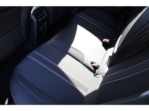 Opel Astra Sports Tourer 1.6 Turbo Plug In Hybrid GS | Automaat | Navi by app | Camera | Trekhaak | 18 Inch ... ActivLease financial lease