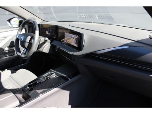 Opel Astra Sports Tourer 1.6 Turbo Plug In Hybrid GS | Automaat | Navi by app | Camera | Trekhaak | 18 Inch ... ActivLease financial lease