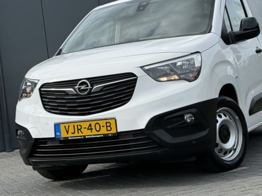 Opel Combo 1.5D 100 PK / L1H1 / 1e EIG. / TREKHAAK / AIRCO / CRUISE / CAMERA / INRICHTING / NAVI ActivLease financial lease