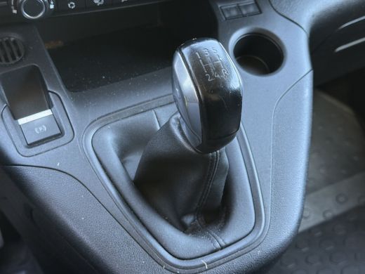 Opel Combo 1.5D 102 PK / L1H1 / EDITION / 1e EIG. / INRICHTING / ACHTERKLEP / AIRCO / CRUISE / CARPLAY ActivLease financial lease