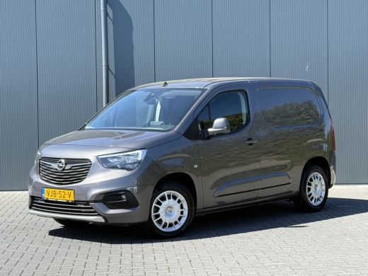 Opel Combo 1.5D 102 PK / L1H1 / EDITION / 1e EIG. / INRICHTING / ACHTERKLEP / AIRCO / CRUISE / CARPLAY ActivLease financial lease