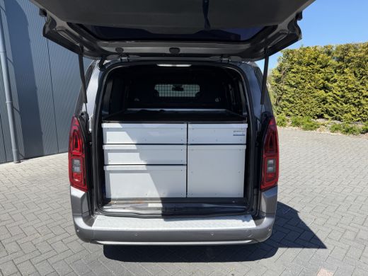 Opel Combo 1.5D 102 PK / L1H1 / EDITION / 1e EIG. / INRICHTING / ACHTERKLEP / AIRCO / CRUISE / CARPLAY ActivLease financial lease