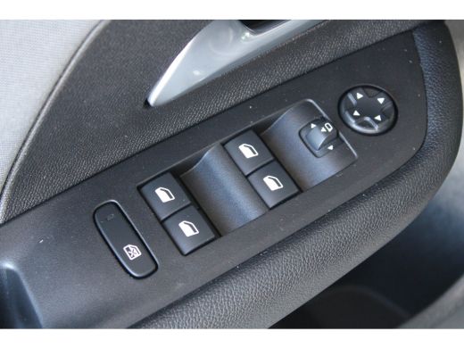 Opel Mokka 1.2 Turbo Edition | 8 jaar garantie | Navigatiesysteem | Keyless entry | Stoel & Stuurverwarming | ActivLease financial lease