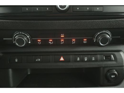 Opel Vivaro CDTI L3H1 | Airco | Cruise | 3 Zits | Trekhaak | Imperiaal | Parkeersens. ActivLease financial lease