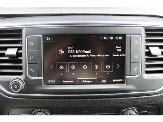 Opel Vivaro L3 2.0 CDTI 145 PK | TREKHAAK | NAVI | RVS IMPERIAAL | BETIMMERING | COMFORT WAND | APPLE CARPLAY... ActivLease financial lease