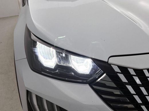 Peugeot 2008 1.2 PureTech 130 Allure CAMERA | CARPLAY & NAVI | STOF-LEER ActivLease financial lease