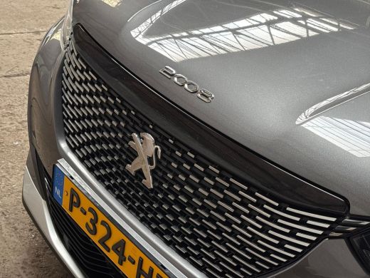 Peugeot 2008 1.2 PureTech Allure Sport (VIRTUAL COCKPIT, APPLE CARPLAY, GROOT NAVI, KEYLESS, 360 CAMERA, STOEL... ActivLease financial lease