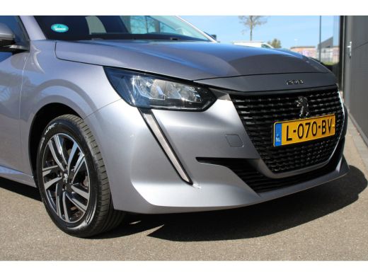 Peugeot 208 1.2 PureTech Allure Pack | Automaat | Navigatie | Camera | Apple carplay | Trekhaak | 3D Instrume... ActivLease financial lease
