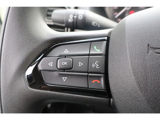 Peugeot Boxer 2.2 BlueHDi 180pk L4 H2 Automaat Airco Navigatie Camera ActivLease financial lease