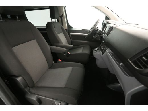 Peugeot Expert 2.0 BlueHDI 180PK L3H1 | Aut. | Dubbele Cabine | Clima | Camera | HuD | Adap. Cruise | Trekhaak |... ActivLease financial lease