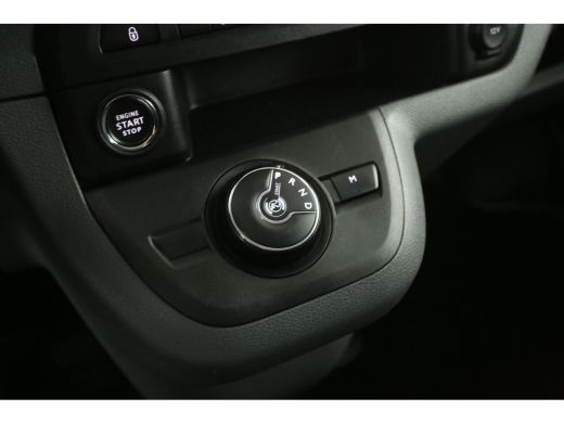 Peugeot Expert 2.0 BlueHDI 180PK L3H1 | Aut. | Dubbele Cabine | Clima | Camera | HuD | Adap. Cruise | Trekhaak |... ActivLease financial lease